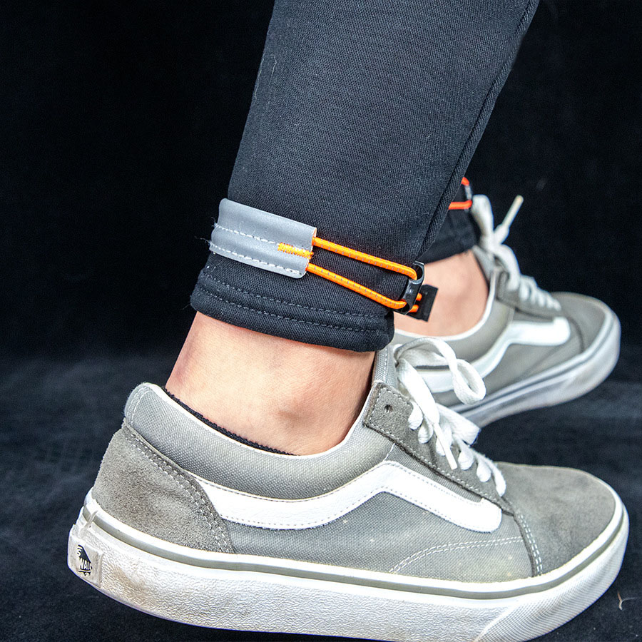 Elastic Reflective Cycling Leg - Riding Gear review and price